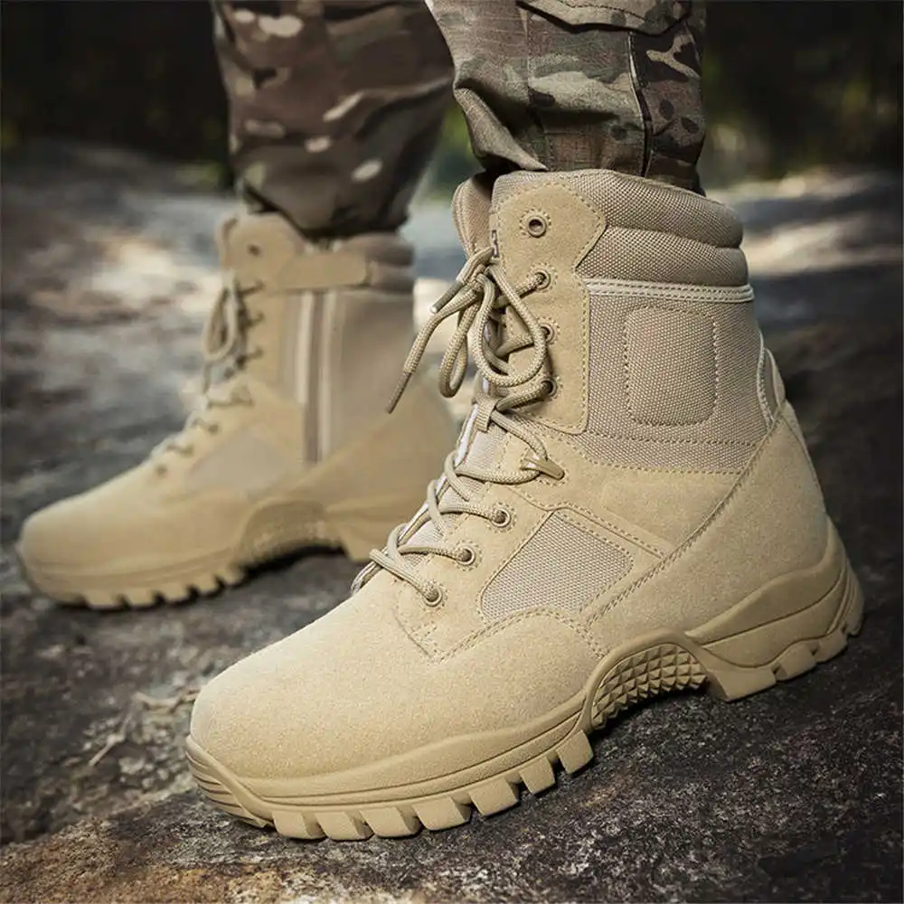 Rutschfeste Wanderstiefel aus  – Badminton Vietnam Bewertung und Preis